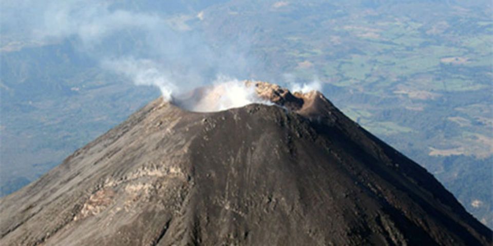 Se reactiva actividad del Volcán de Colima