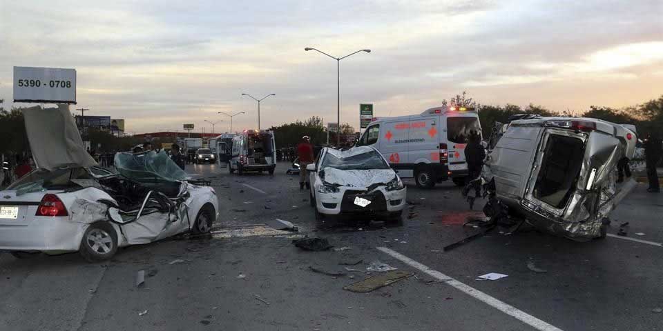 Accidente en Guadalupe deja dos muertos y seis heridos Accidente en Guadalupe deja dos muertos y seis heridos