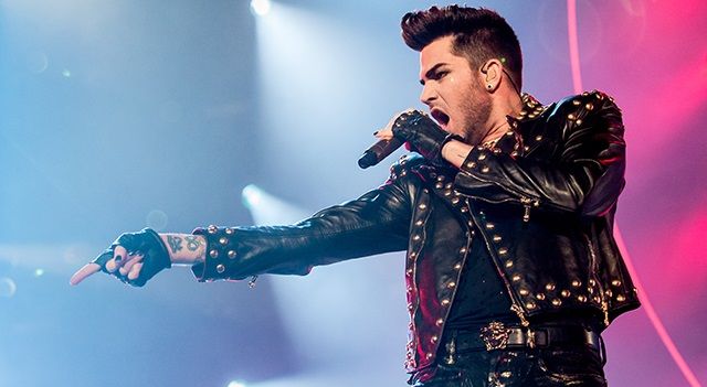 Piden cancelar concierto de Adam Lambert por ser gay