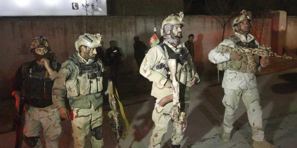 Talibanes se adjudican ataque con coche bomba en Afganistán