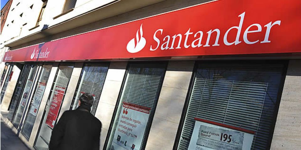 Banco Santander compra al portugués Banco Internacional de Funchal