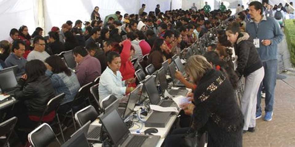 Evalúan desempeño de 457 maestros en Guerrero