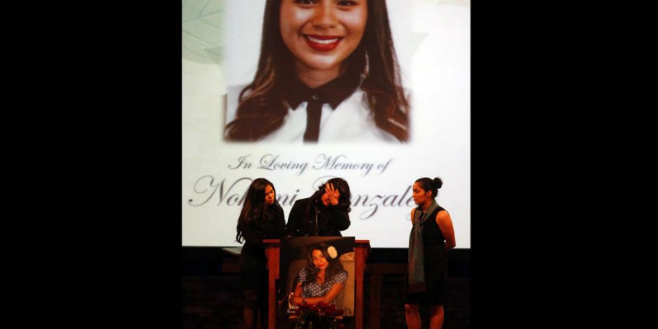 Se realiza funeral de mexico-estadounidese víctima de atentados de París