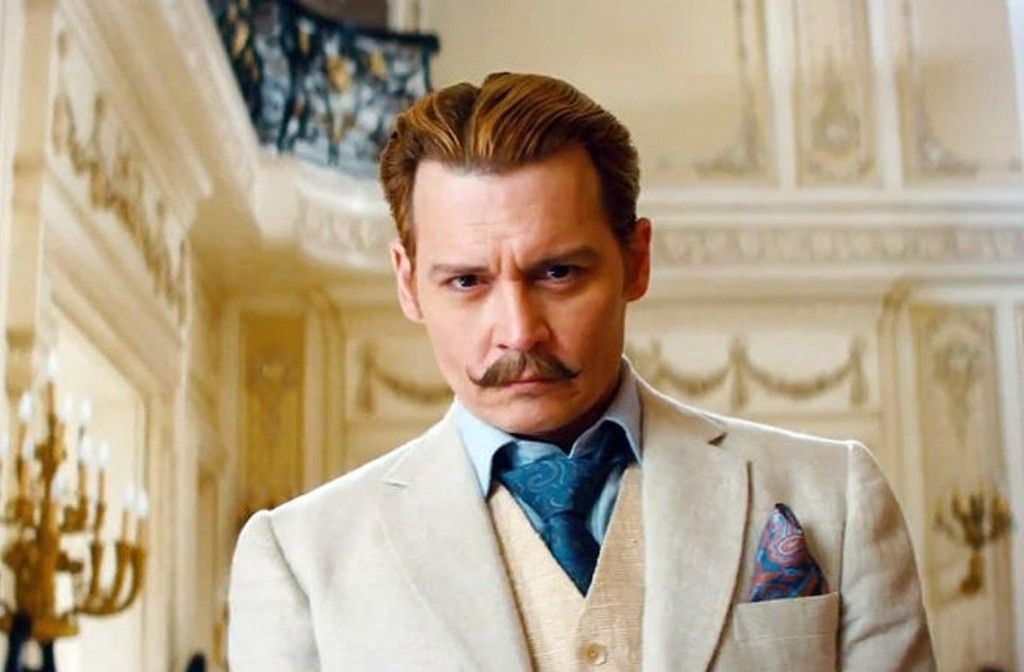 Anuncian los nominados a lo peor de cine 2015 - mortdecai-2-johnny-depp-shows-off-a-side-we-haven-t-seen-from-him-johnny-depp-s-mortdecai-strange-dark-jay-gatsby-like-moron_1-1024x672