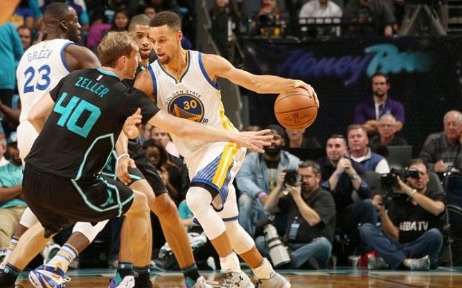 Warriors amplían récord histórico en la NBA