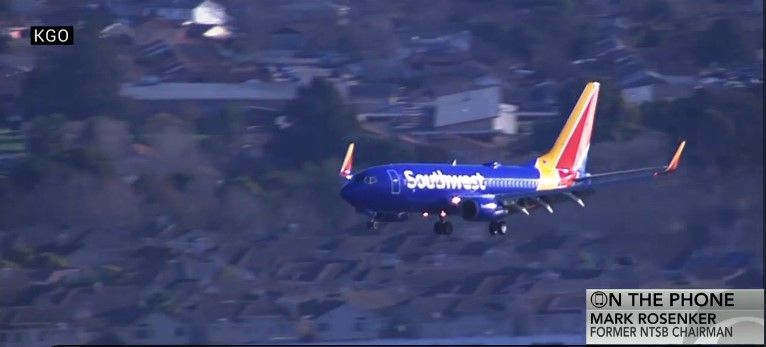 Avión de Southwest aterriza de emergencia