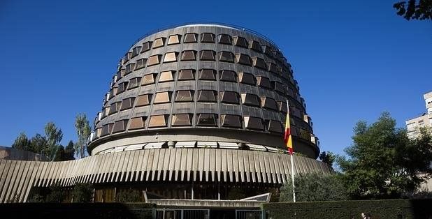 Tribunal español anula resolución independentista de Cataluña