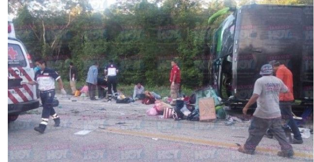 Accidente de autobús deja 3 muertos en Quintana Roo