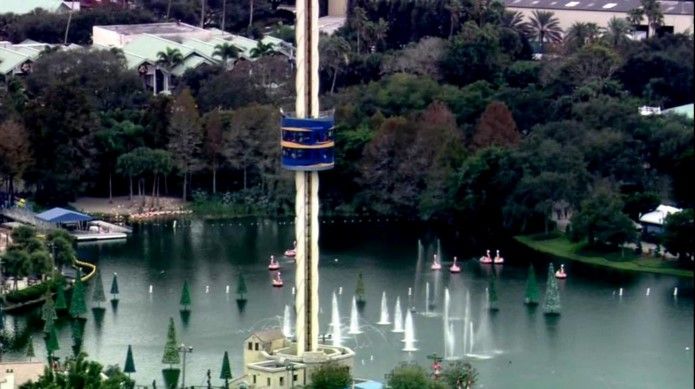 Visitantes quedan atrapados en torre de SeaWorld - porttt1