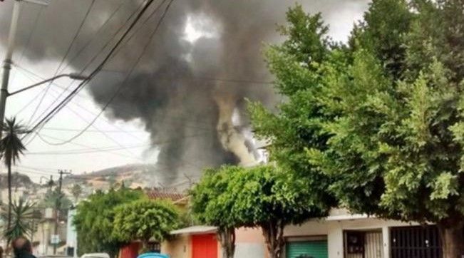 Incendio en fábrica de dulces de Iztapalapa