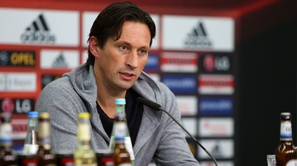 Roger Schmidt destaca nivel del “Chicharito” - roger-schmidt