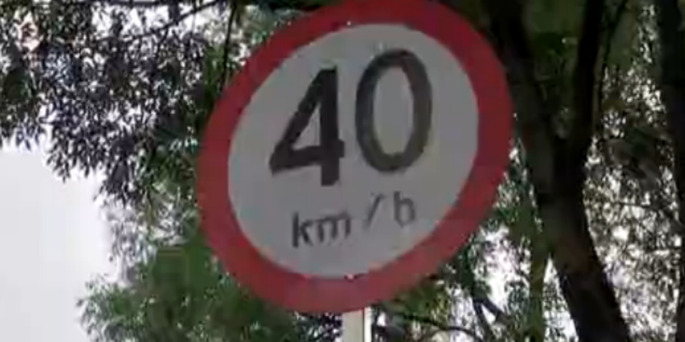 Colocan señalizaciones confusas de límites de velocidad en el D.F.