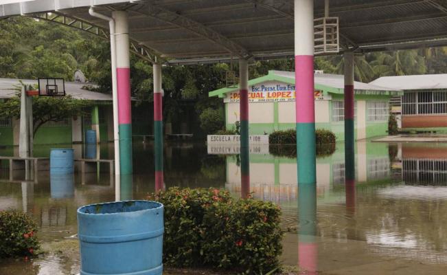 Suspenden clases en tres municipios de Tabasco