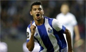 Layún y “Tecatito”, en el 11 ideal de americanos que juegan en Europa - tecate_reuters_gol_1023-300x184