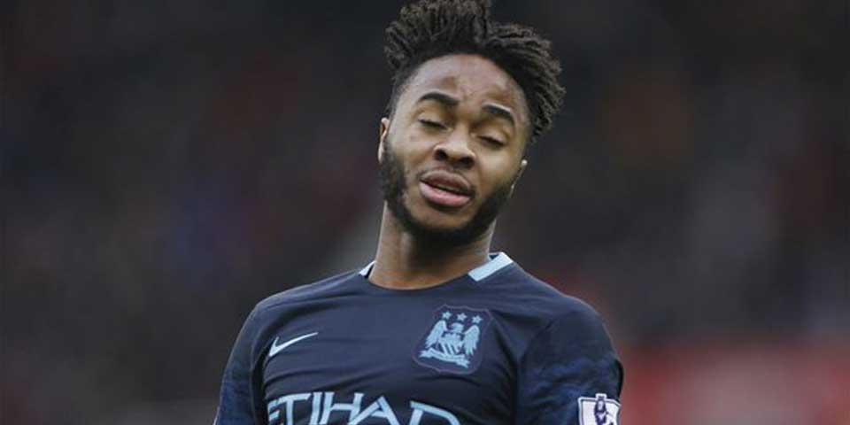 Cae el City y Leicester es líder en Inglaterra