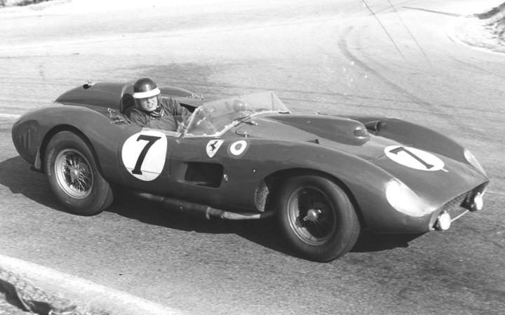 El Ferrari que podría ser vendido por 621 millones de pesos - 1957-Ferrari-335-S-Hawthorn-large_trans-qVzuuqpFlyLIwiB6NTmJwfSVWeZ_vEN7c6bHu2jJnT8