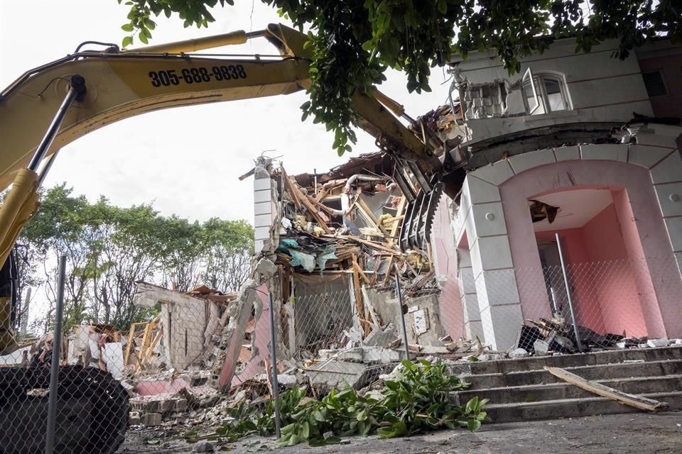 Inicia la demolición de la casa de Pablo Escobar en Miami