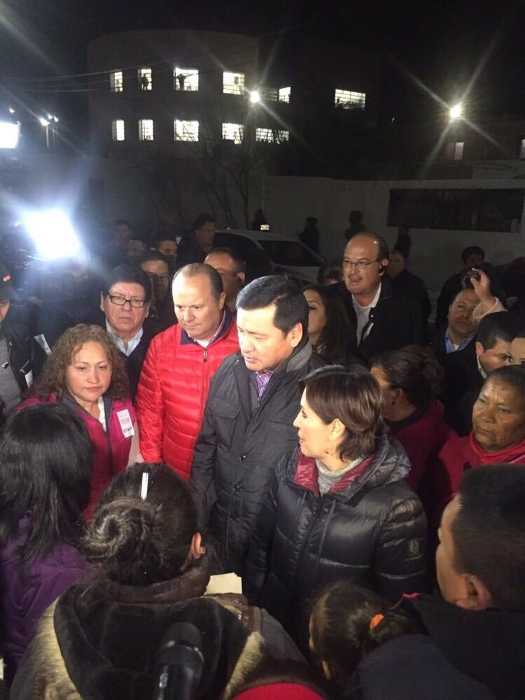 Osorio Chong y Rosario Robles realizan primera caminata nocturna de Ciudad Juárez - 9ffae6fa-5e4a-4f1e-9bc6-46c6932a9e65