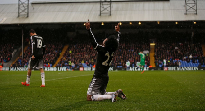 Chelsea gana con Hiddink