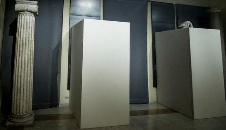 Censuran estatuas de desnudos por visita de presidente de Irán