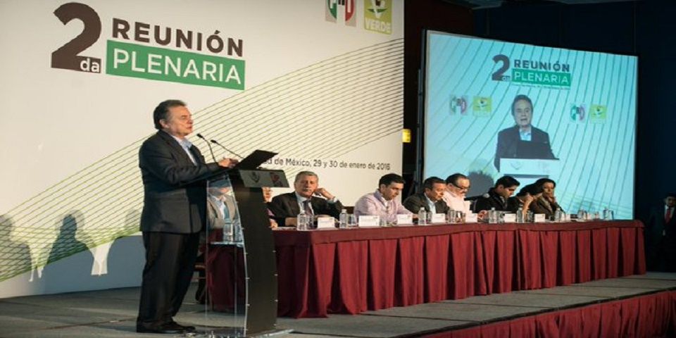 Logran acuerdo gobierno federal y SME