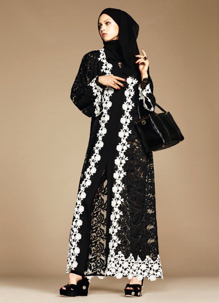 D&G presenta colección inspirada en mujeres musulmanas - Coleccion-Abaya-de-DG-742x1024