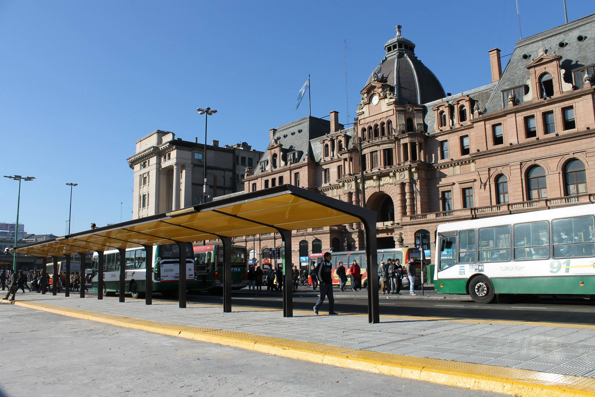 Los 16 barrios que debe visitar en el 2016 - Constitucion-buenos-aires