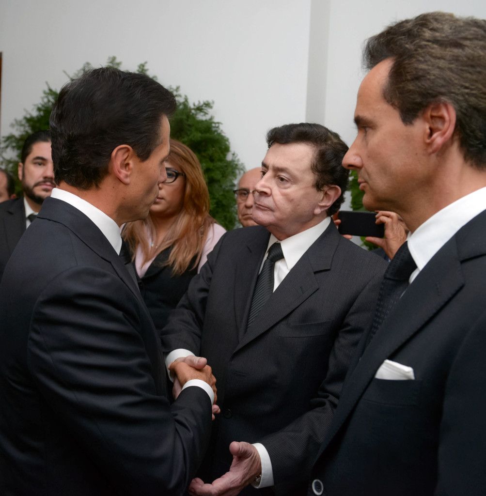 Hace guardia de honor EPN en funeral de Gamboa Pascoe - EPN3-1003x1024