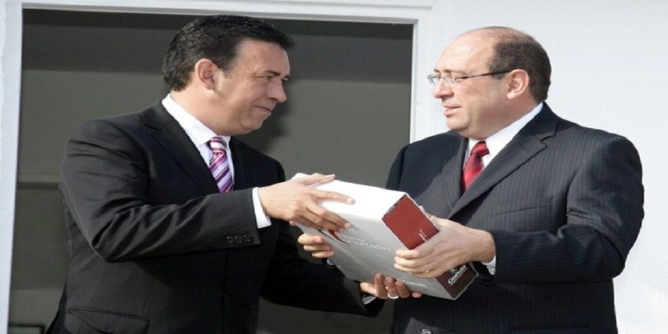 Pide AC y ciudadanos renuncia de Rubén Moreira Pide AC y ciudadanos renuncia de Rubén Moreira