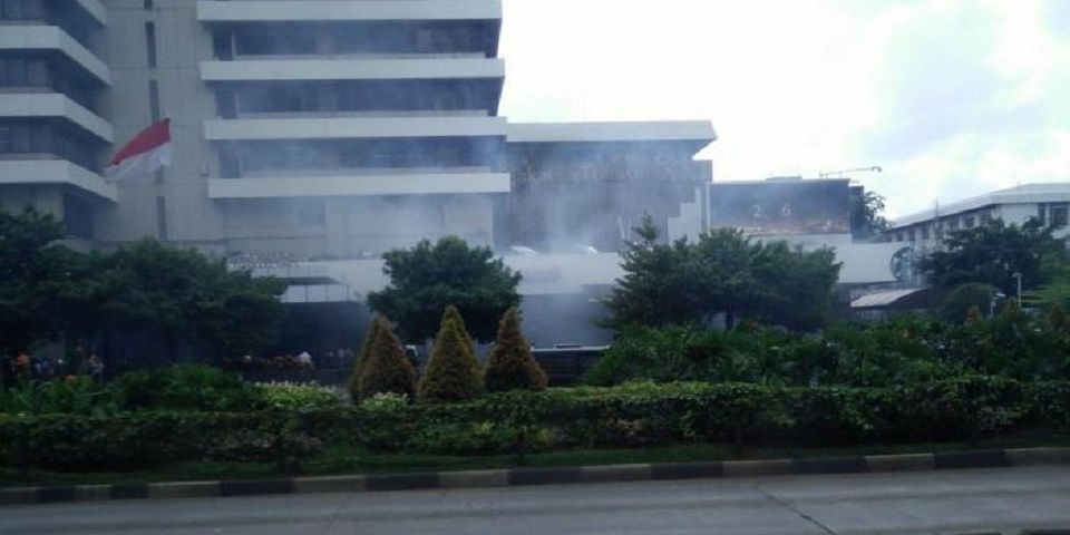 Arrestan a 3 sospechosos de vínculos con ataque en Yakarta