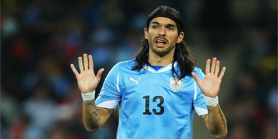 ‘El Loco’ Abreu jugará con su equipo número 21