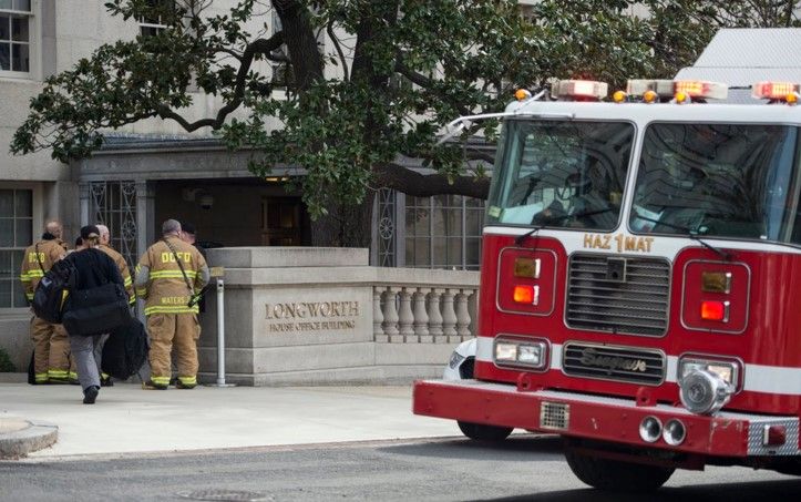 Ocho intoxicados por substancia extraña en edificio gubernamental de EE.UU.