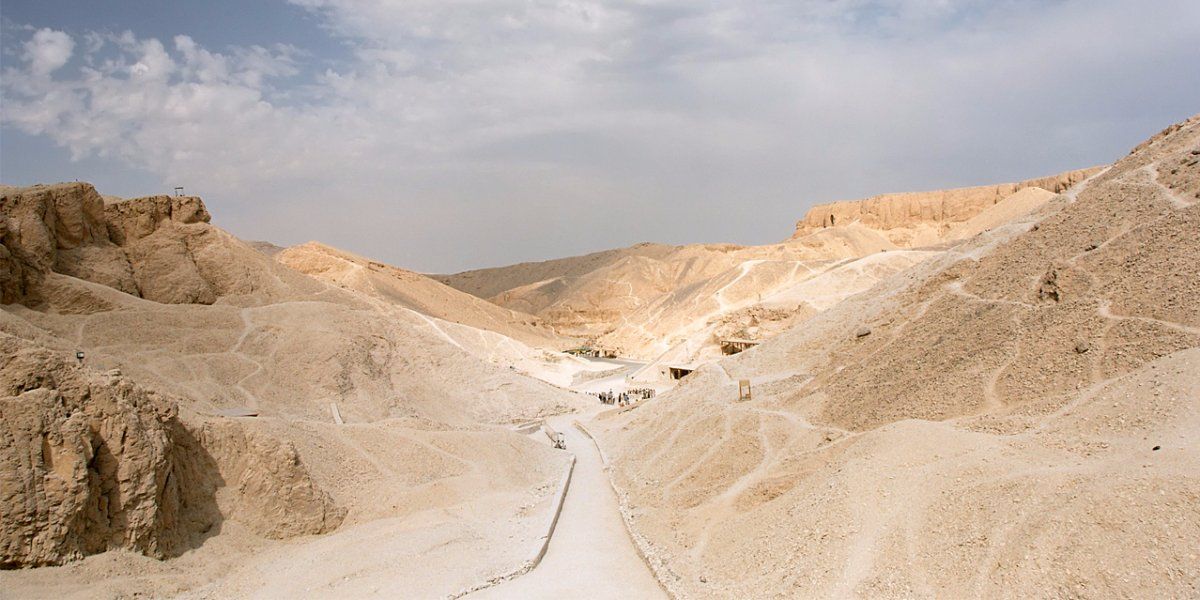 Las carreteras más aterradoras del mundo - Luxor