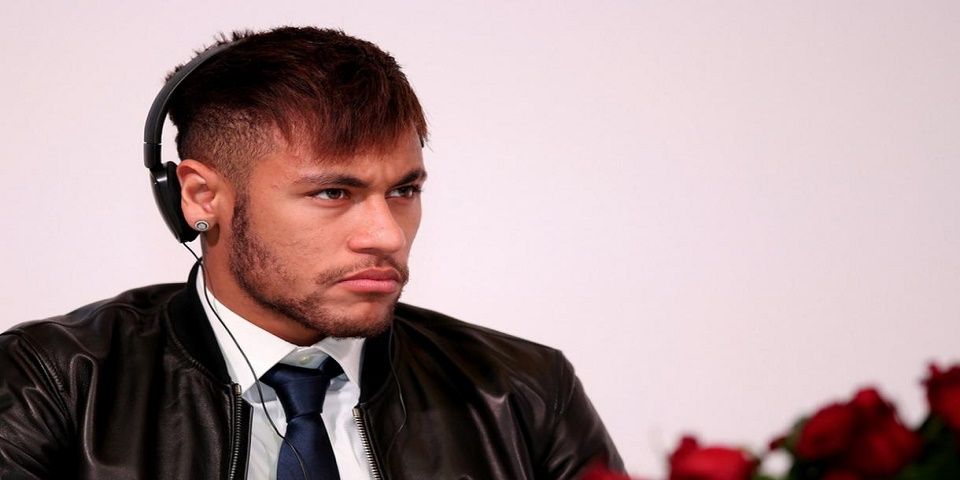 Tribunal avisa de propiedades de Neymar a notarías brasileñas Tribunal avisa de propiedades de Neymar a notarías brasileñas