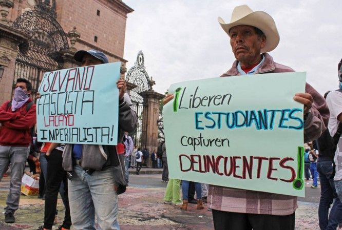 Descuentan salario a 10 mil 700 maestros faltistas de Michoacán