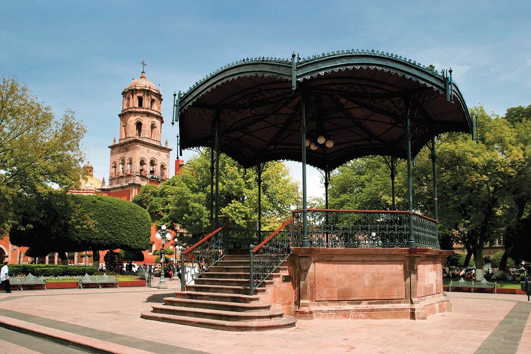 Los 5 mejores destinos turísticos cercanos a la Ciudad de México - Queretaro-centro