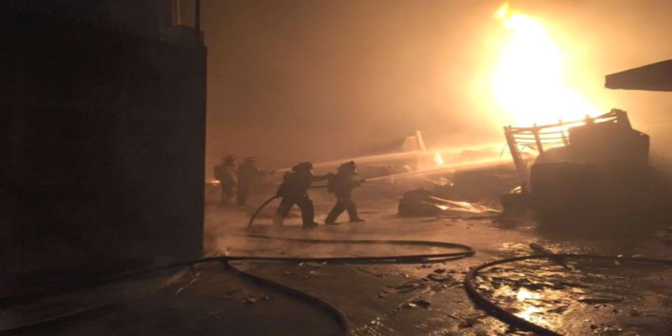 Explota bodega clandestina de gasolina en San Juan del Río