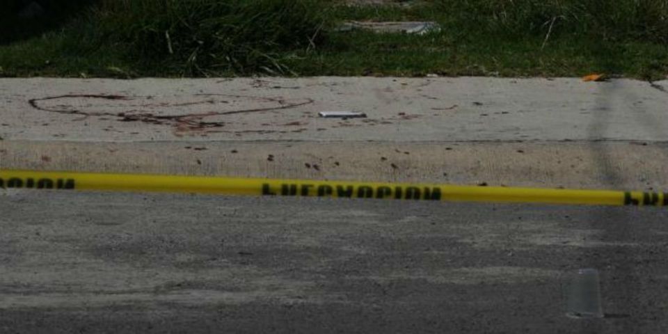 En Tultitlán asesinan a comandante enfrente de su casa