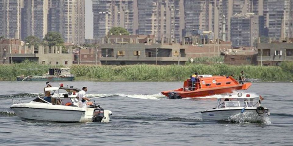 Naufragio de ferry deja 15 muertos en Egipto