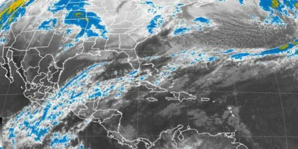 Frente frío 33 mantendrá bajas temperaturas en mayor parte del país