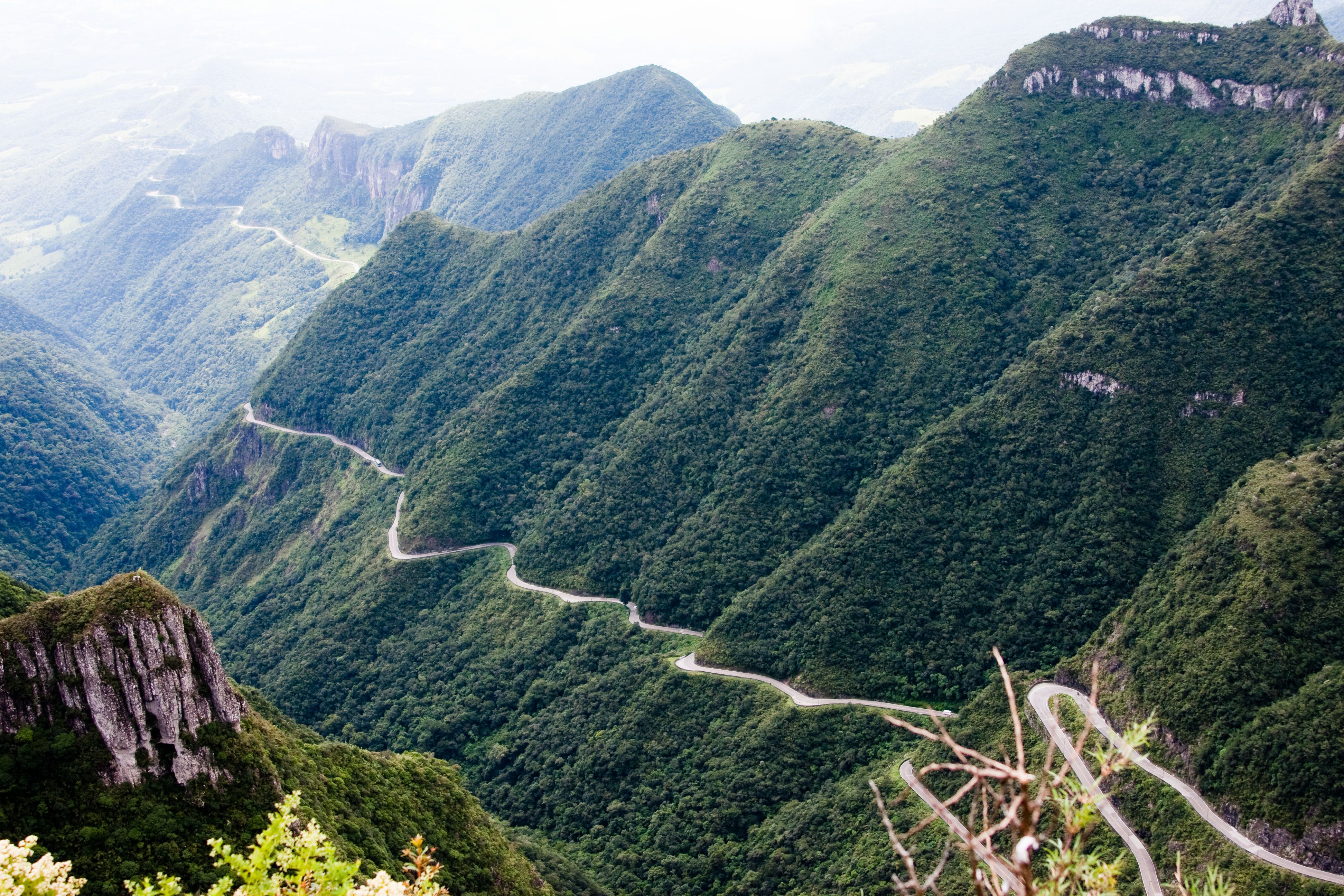 Las carreteras más aterradoras del mundo - Sierra-Do-Río-Rastro-Brasil.jp_