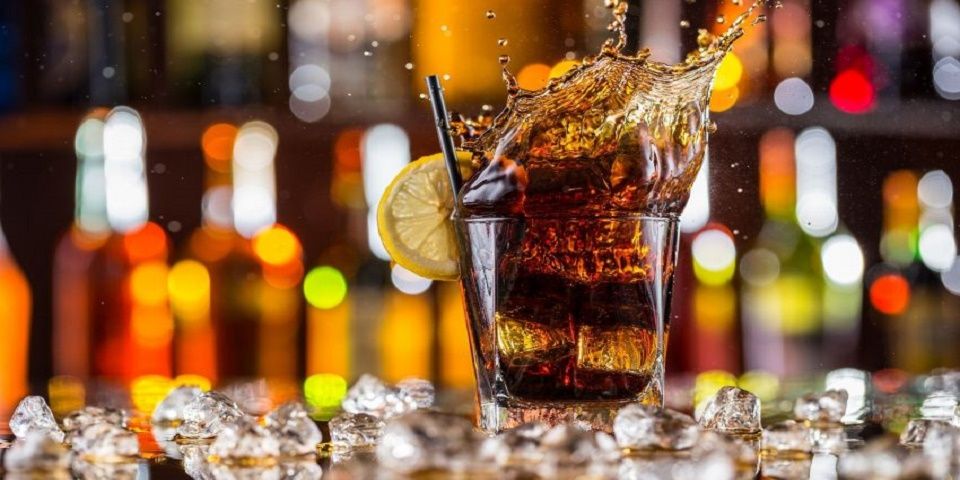 Crean bebida sin alcohol que emborracha y no causa resaca Crean bebida sin alcohol que emborracha y no causa resaca