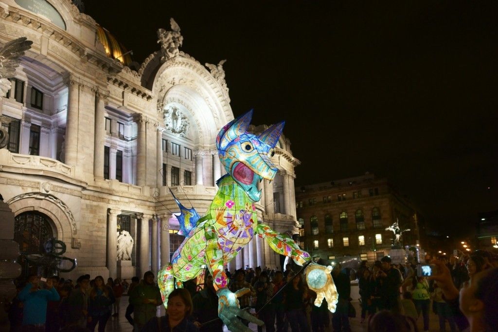 Alebrijes invadirán el Carnaval de Mérida - alebrijes-iluminados-1-1024x682
