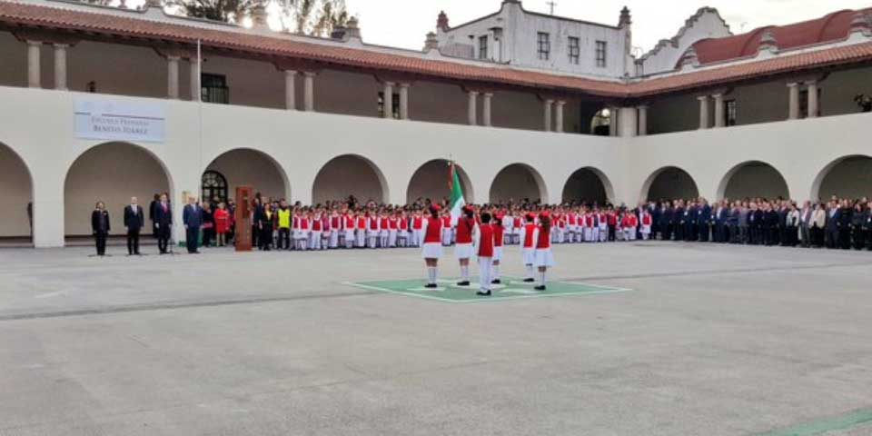 Escuelas podrán definir calendario: Aurelio Nuño