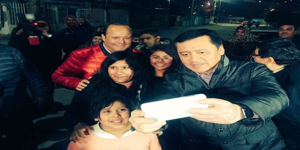 Osorio Chong y Rosario Robles realizan primera caminata nocturna de Ciudad Juárez