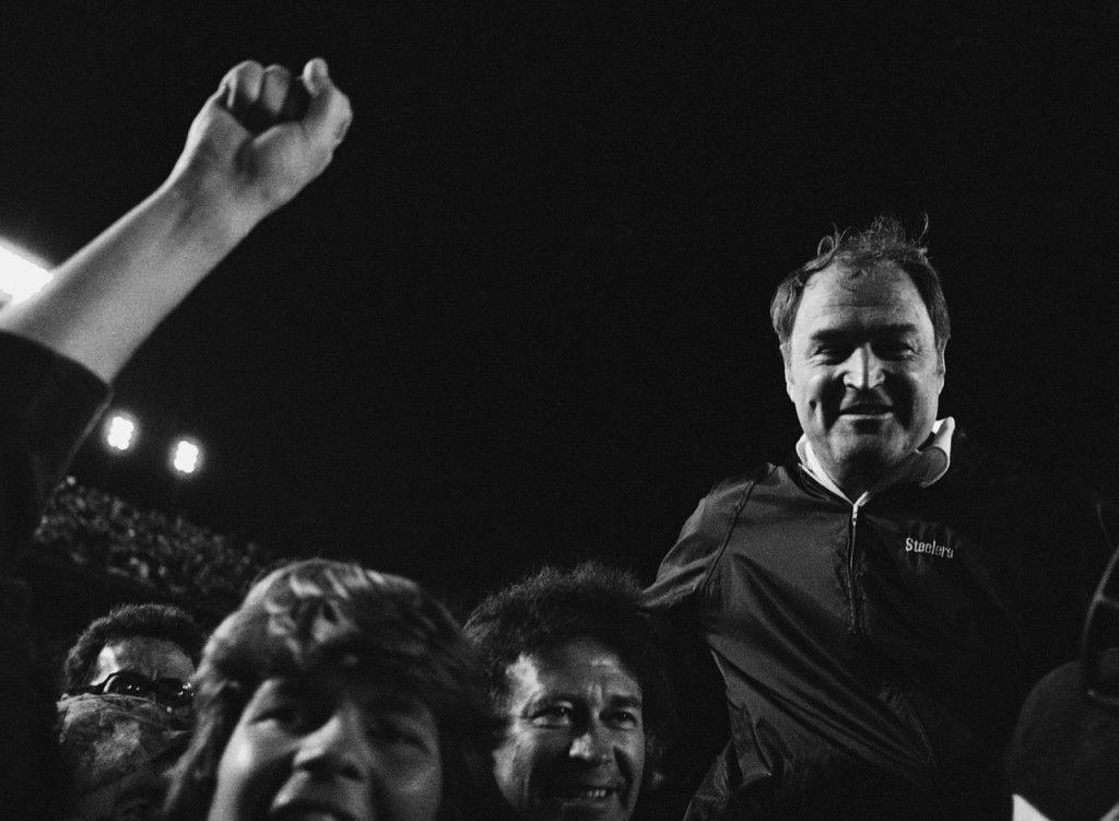 NFL presenta equipo ideal para conmemorar el Super Bowl 50 - chuck-noll-1024x751