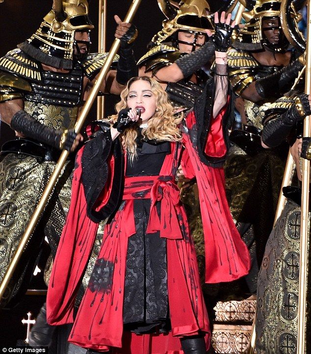 Madonna tarda tres horas en salir al escenario en Atlanta - concierto-madonna-atlanta