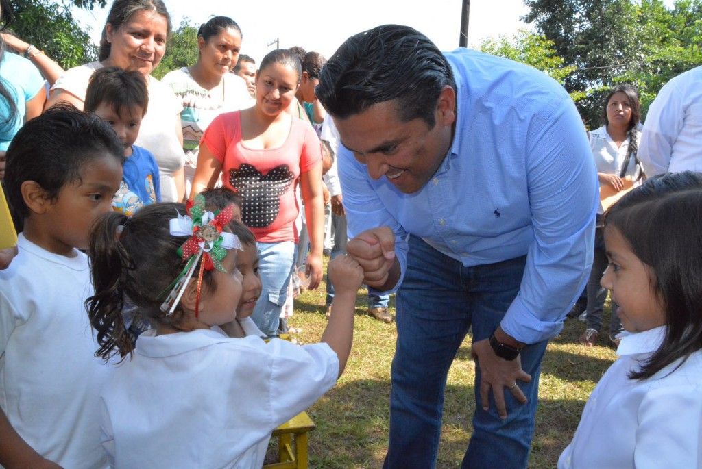 Programa Vasconcelos, clave en la alfabetización tecnológica en Veracruz - dd88f6a8-cc4d-44ad-9d77-32ee5024df72-1024x685