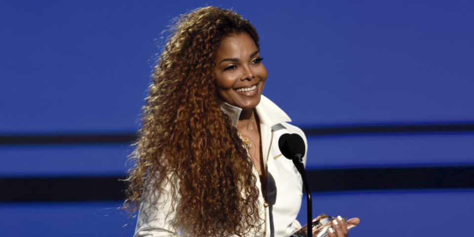 Janet Jackson rechaza padecer cáncer