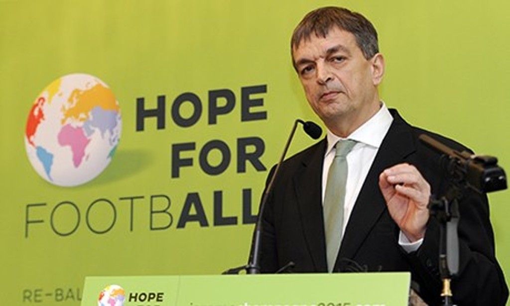 Candidato FIFA sugiere a EE.UU. como sede para Mundial 2022 - jerome-champagne-1024x614